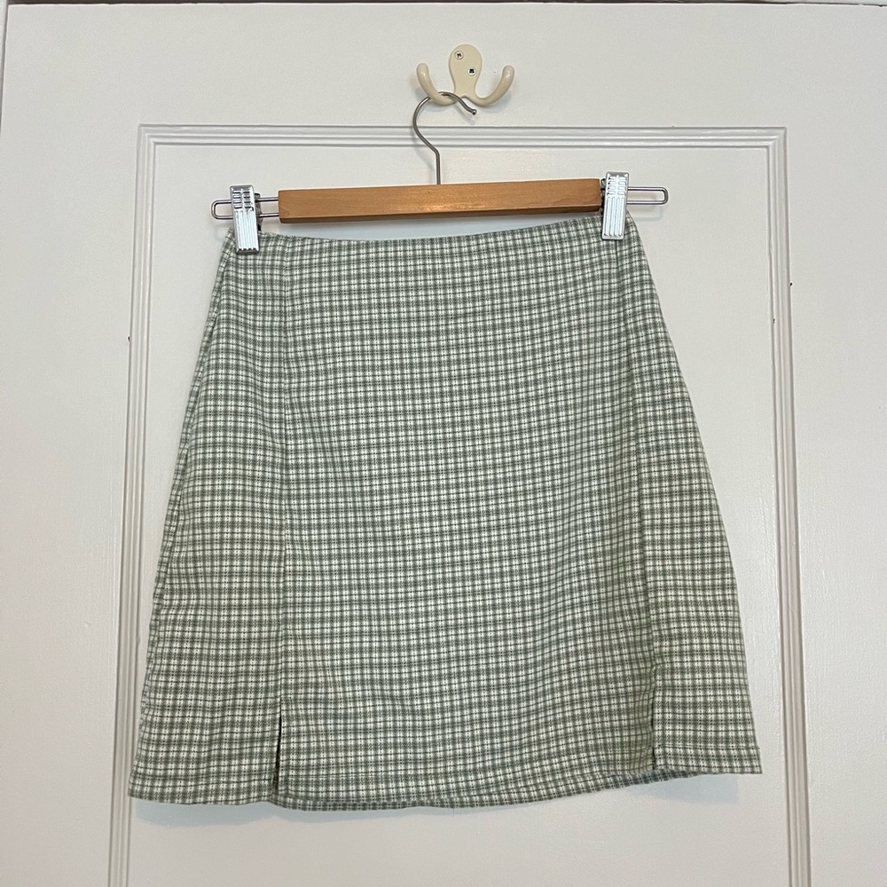 Brandy Melville mini skirt